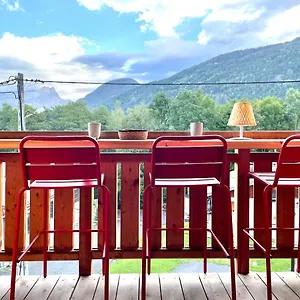 l-eterlou.hotels-rhonealpes.com/